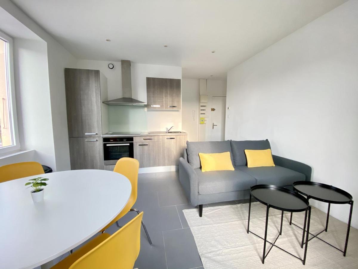 Magnifique T2 40M2 Lumineux, Moderne Et Renove Avec Fibre Leilighet Belfort Eksteriør bilde